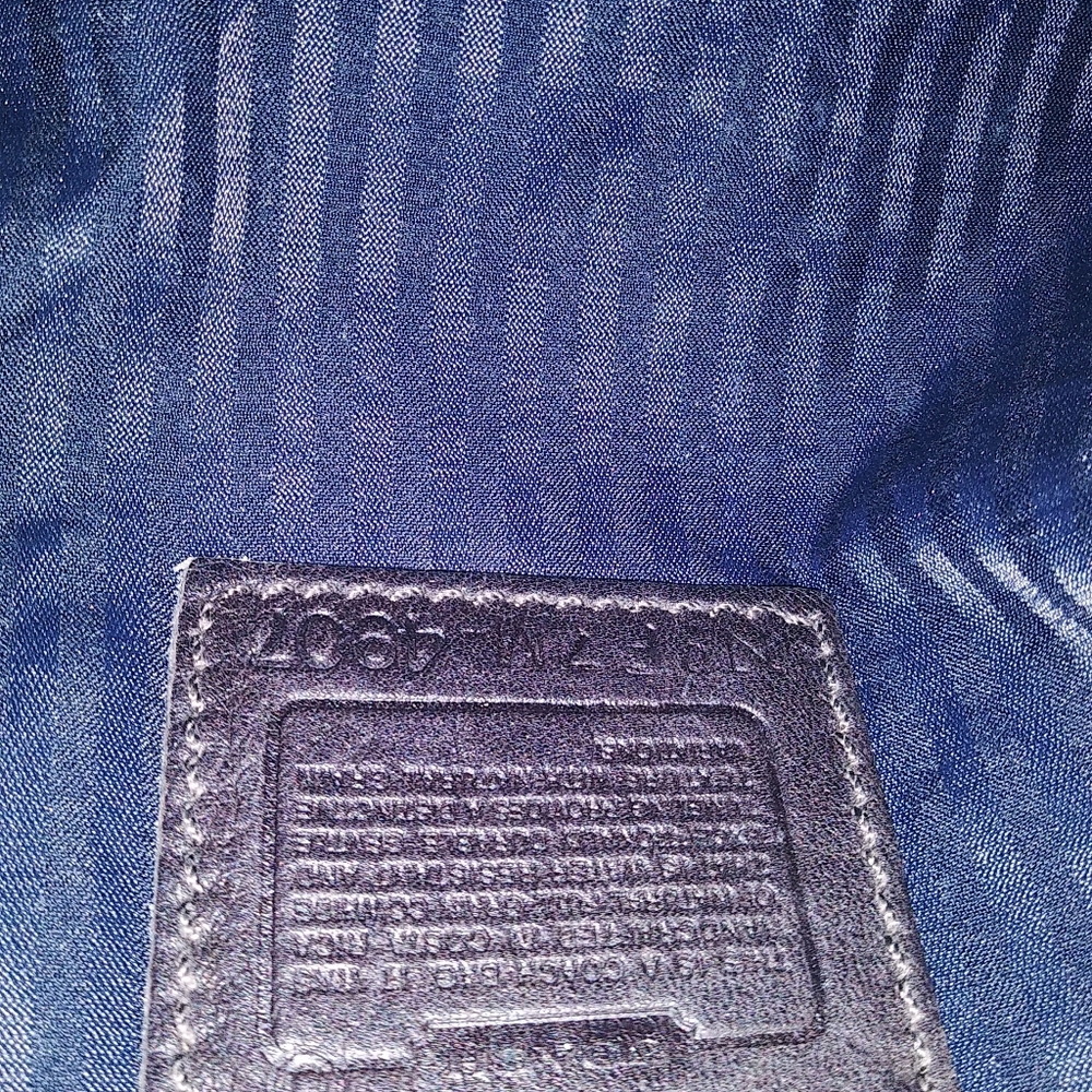 Coach - Picture 6 of 8